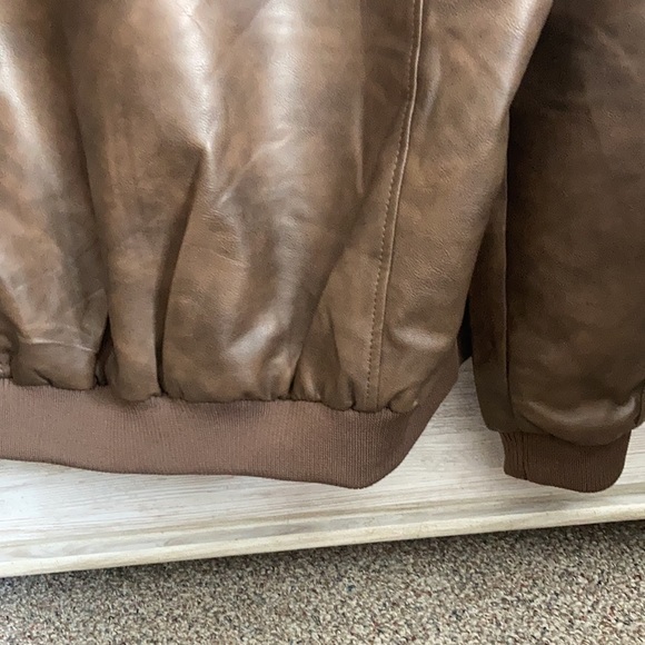 New brown leather jacket with FORD decals - Picture 14 of 16